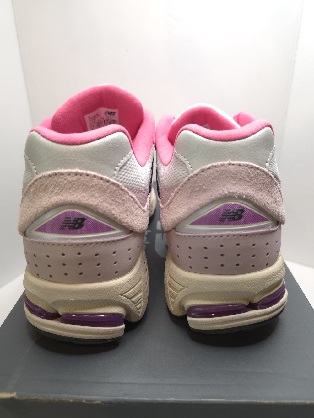 New Balance 2002R - Twilight Haze / Passion Fruit / Drago Size 7.5M/9W - Picture 3 of 7